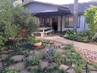 House For Sale in Garsfontein