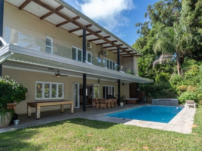 House For Sale in La Lucia