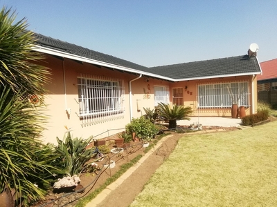 House For Sale in Modder East