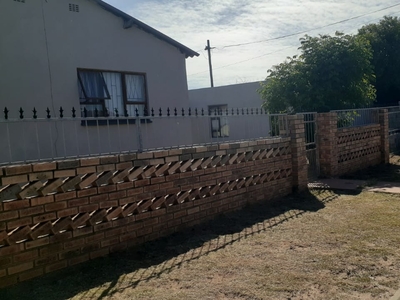 House For Sale in Motherwell Nu 2