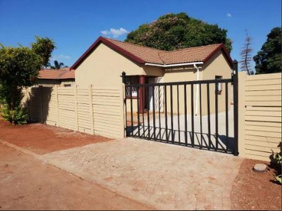 House For Sale in Pretoria North