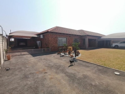 House for sale in Riversdale