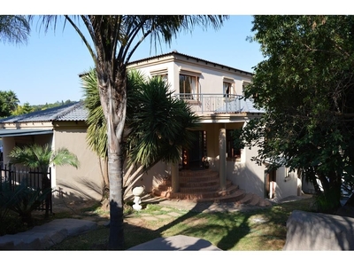 House For Sale in Waterkloof Ridge