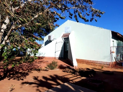 Office For Sale in Olifantshoek