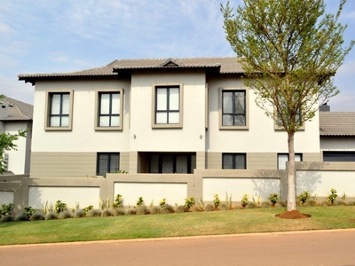 Sectional Title For Sale in Country View Estate