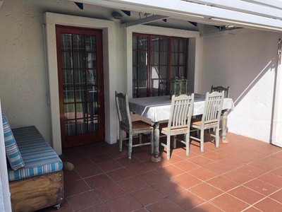 Townhouse For Rent In Bryanston, Sandton