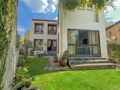 Townhouse for sale in Midstream Estate