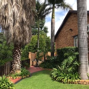 Townhouse For Sale in Safari Gardens