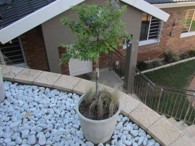 Townhouse For Sale in Shelly Beach