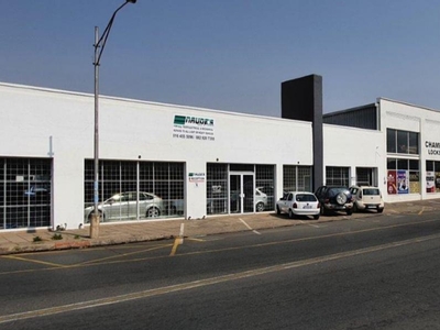 Warehouse For Sale in Vereeniging Central