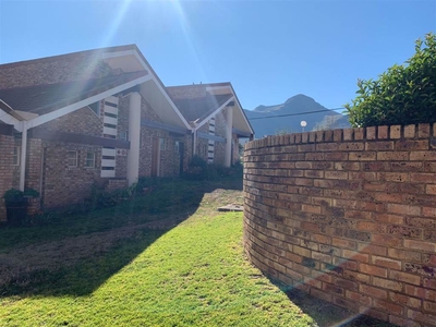 1 Bed Apartment in Clarens