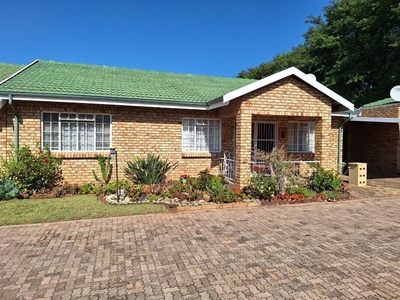 2 Bed Townhouse in Bela-Bela (Warmbaths)