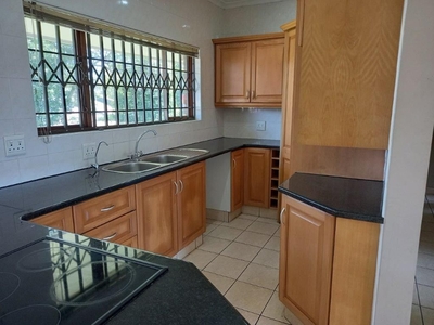 2 Bedroom Flat To Let in Gillitts