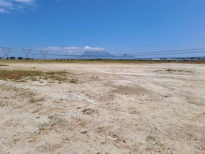1.4 ha Land available in Cape Farms