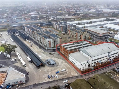6680 m² Industrial space in Elsies River Industrial