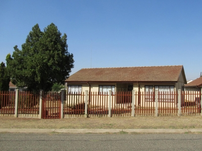 FNB Quick Sell 3 Bedroom House for Sale in Grootvlei - MR473