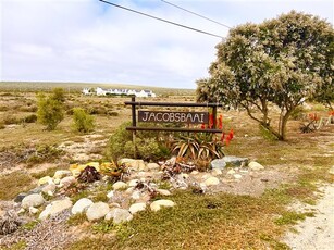 2.5 ha Land available in Jacobsbaai