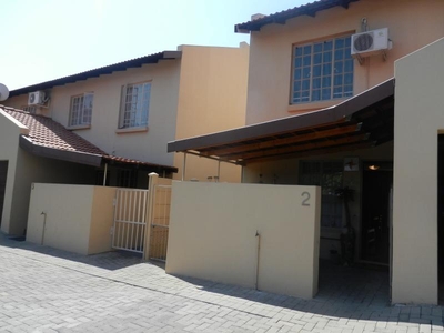 3 BEDROOM FLAT Rustenburg For Sale South Africa
