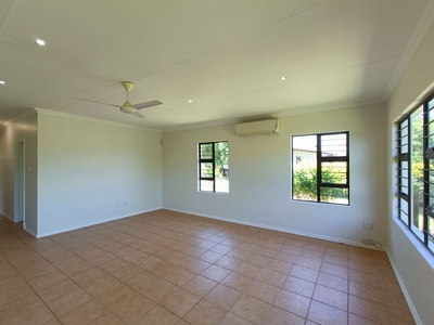 3 bedroom house to rent in Sheffield Beach