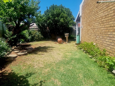 3 bedroom house for sale in Uitsig (Bloemfontein)