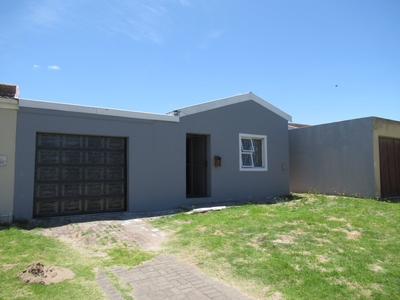 3 bedroom house for sale in Silversands (Blue Downs)