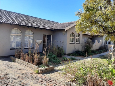 3 Bedroom House to rent in Riviera - 3 Komati Street