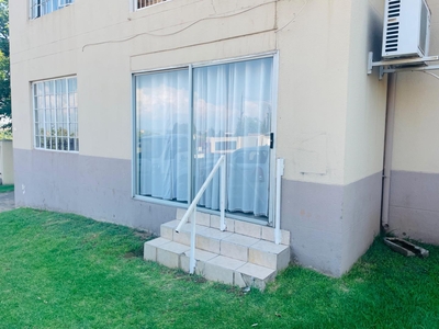 3 Bedroom Townhouse to rent in Del Judor - Jeanette St Witbank