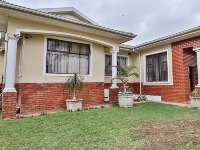 4 Bedroom house for sale in Mount Edgecombe North