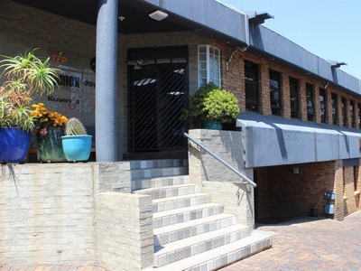 411 m² Office Space in Blairgowrie