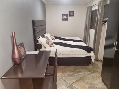 Modern and Furnished Room TO RENT