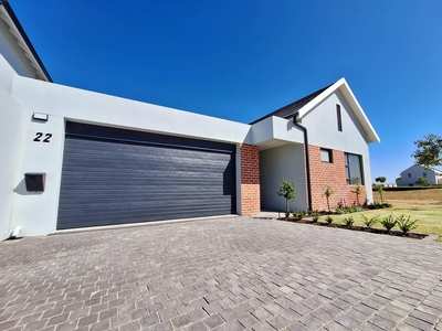 Property for sale with 2 bedrooms, Graanendal, Durbanville