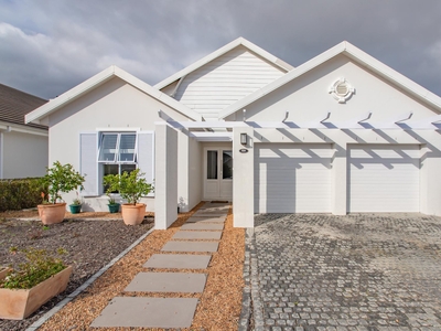 Property for sale with 3 bedrooms, Val de Vie Estate, Paarl