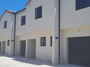 3 Bed Duplex in Dobson