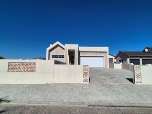 4 Bed House in Myburgh Park