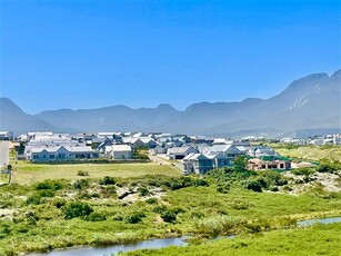 901 m² Land available in Kingswood Golf Estate