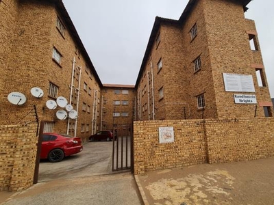 1 Bed Apartment/Flat for Sale Randfontein Central Randfontein