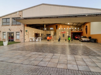 Home For Sale, Eikenhof Gauteng South Africa