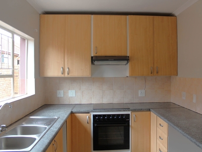 3 bedroom house to rent in Amberfield