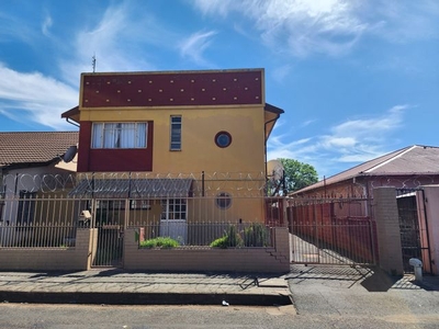 5 Bedroom House To Let in Pietermaritzburg Central