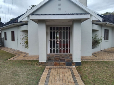 3 Bedroom House To Let in Pinelands