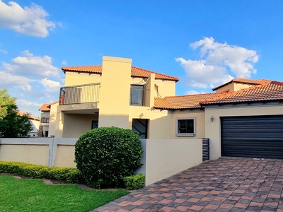 4 Bed House For Rent Crescent Wood Country Estate Midrand