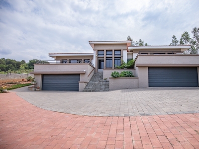 House For Sale in WATERKLOOF HEIGHTS