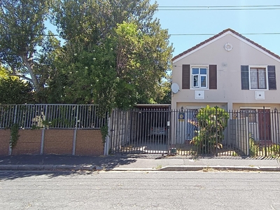 Standard Bank EasySell 2 Bedroom House for Sale in Plumstead
