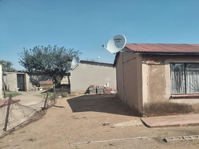 2 Bedroom house sold in Daveyton, Benoni