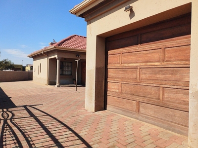 2 Bedroom House to rent in Katlehong South - 609 Masango Street