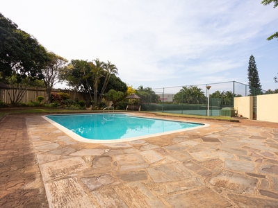 2 bedroom apartment to rent in Durban North