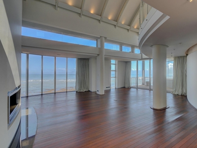 3 bedroom penthouse apartment for sale in Strand