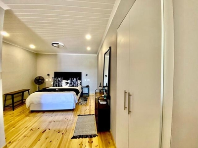 5 bedroom, Gansbaai Western Cape N/A