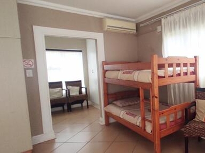 6 bedroom, Port Edward KwaZulu Natal N/A
