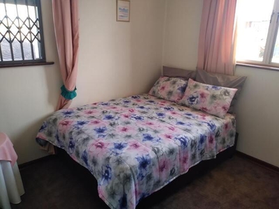 8 bedroom, Isipingo KwaZulu Natal N/A